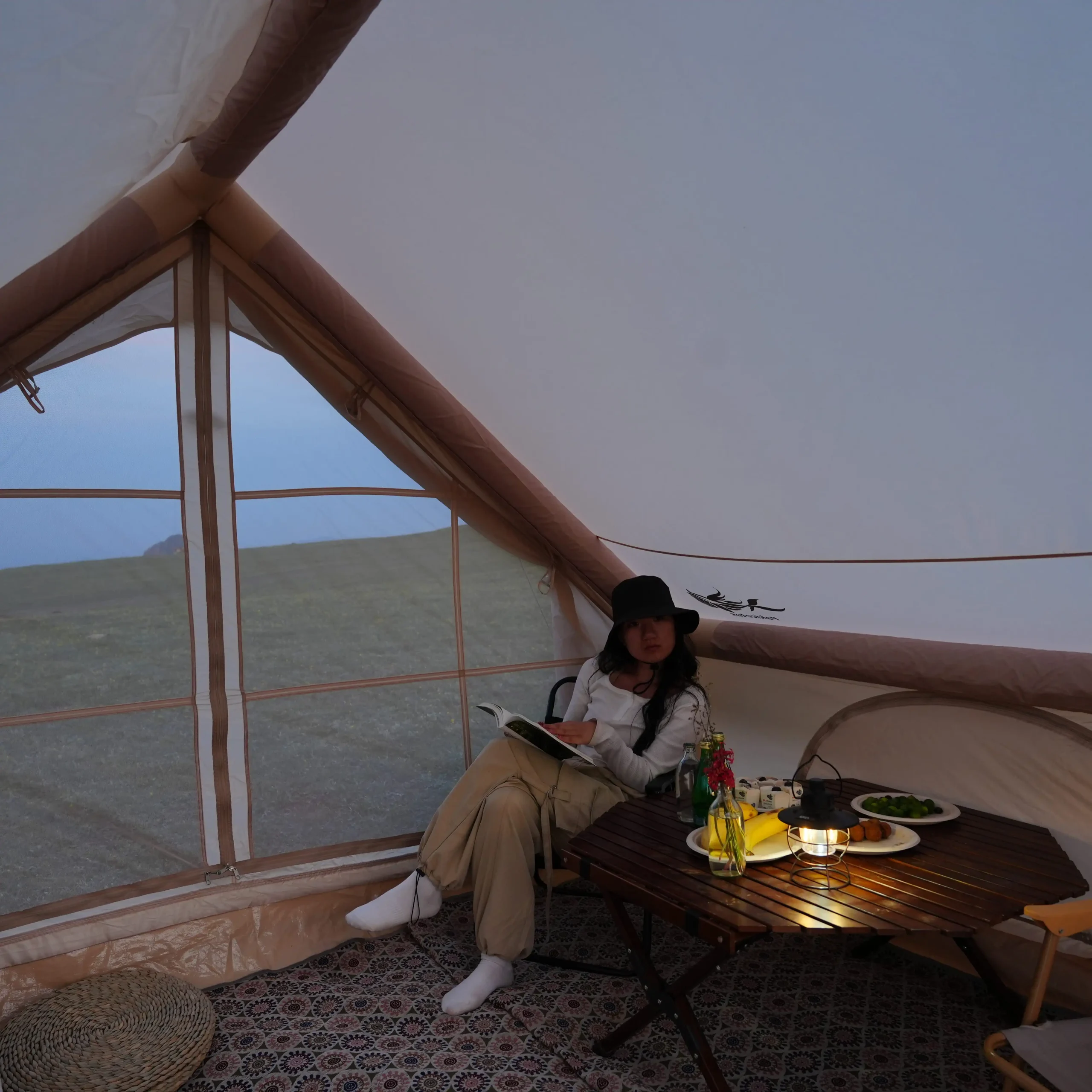 Digital Detox Through Camping: Why Leaving Your Phone Behind Feels So Refreshing